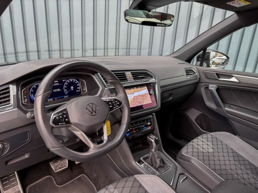 Volkswagen Tiguan 1.5 TSI R-Line Business+ | Trekhaak wegkl. | Elk. A-klep | Side Assist | 20'' | IQ Light | Prijs ... ActivLease financial lease