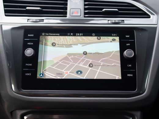 Volkswagen Tiguan 1.5 TSI R-Line Business+ | Trekhaak wegkl. | Elk. A-klep | Side Assist | 20'' | IQ Light | Prijs ... ActivLease financial lease