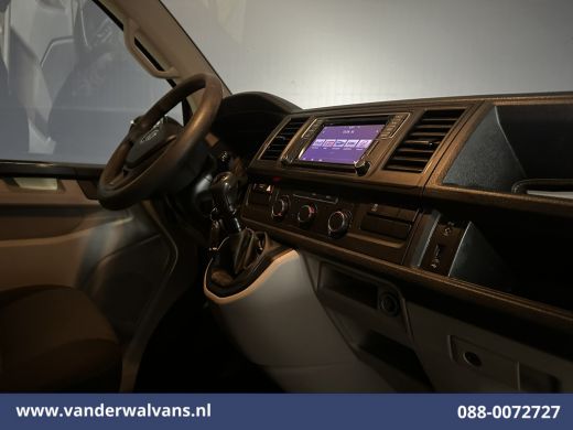 Volkswagen Transporter 2.0 TDI 150pk L1H1 Euro6 Airco | Navigatie | Apple Carplay | Sidebars Android Auto, 2500kg trekve... ActivLease financial lease