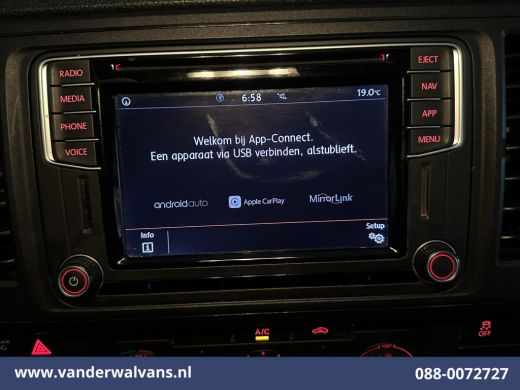 Volkswagen Transporter 2.0 TDI 150pk L1H1 Euro6 Airco | Navigatie | Apple Carplay | Sidebars Android Auto, 2500kg trekve... ActivLease financial lease