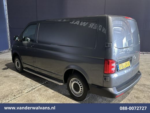Volkswagen Transporter 2.0 TDI 150pk L1H1 Euro6 Airco | Navigatie | Apple Carplay | Sidebars Android Auto, 2500kg trekve... ActivLease financial lease