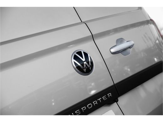 Volkswagen Transporter 2.0 TDI L1H1 28 Bulli | Automaat 170 pk | Led | Adaptive Cruise | App-Connect ActivLease financial lease