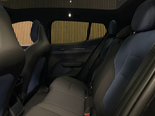 Volvo  EX30 Single Motor Extended Range Ultra 69 kWh | 99% SoH | 360&deg; 3D Camera | Stoel en Stuurwielverwarmin... ActivLease financial lease