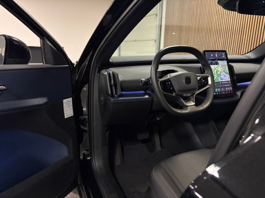 Volvo  EX30 Single Motor Extended Range Ultra 69 kWh | 99% SoH | 360&deg; 3D Camera | Stoel en Stuurwielverwarmin... ActivLease financial lease