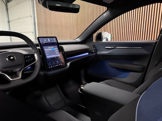 Volvo  EX30 Twin Motor Performance Ultra 69 kWh | incl. Dakrek en 2 sets wielen | Nieuw | 360&deg; 3D Camera | St... ActivLease financial lease