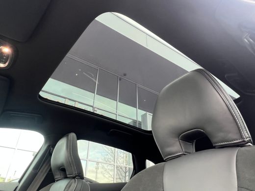 Volvo  V40 T3 Polar+ Sport | Panoramadak | Harman Kardon | Camera | Parkeersensoren voor en achter | Stoelve... ActivLease financial lease