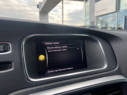 Volvo  V40 T3 Polar+ Sport | Panoramadak | Harman Kardon | Camera | Parkeersensoren voor en achter | Stoelve... ActivLease financial lease