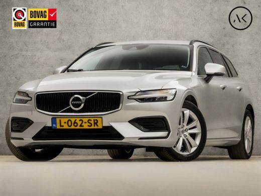 Volvo  V60 2.0 B3 Momentum Sport 177Pk Automaat (APPLE CARPLAY, GROOT NAVI, GETINT GLAS, SPORTSTOELEN, PARKE...