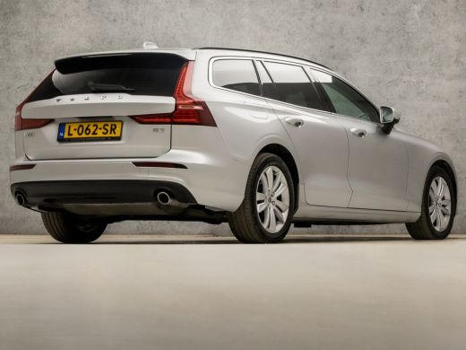 Volvo  V60 2.0 B3 Momentum Sport 177Pk Automaat (APPLE CARPLAY, GROOT NAVI, GETINT GLAS, SPORTSTOELEN, PARKE... ActivLease financial lease