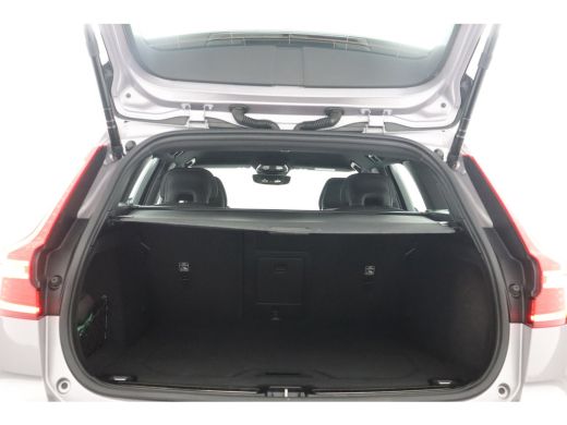 Volvo  V60 T6 AWD Plus Dark | Trekhaak | 360 camera | Stoel + Stuurverwarming |  Harman Kardon | ActivLease financial lease