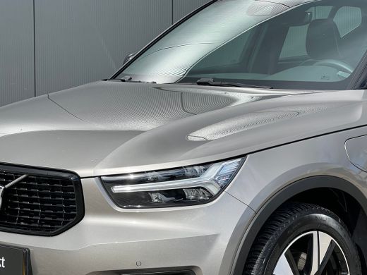Volvo  XC40 T4 Recharge R-Design | Camera | Parkeersensoren voor en achter | Stoel en stuurwielverwarming | B... ActivLease financial lease