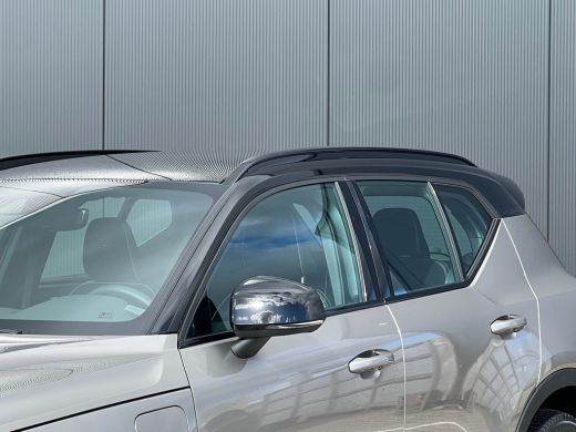 Volvo  XC40 T4 Recharge R-Design | Camera | Parkeersensoren voor en achter | Stoel en stuurwielverwarming | B... ActivLease financial lease