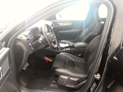 Volvo  XC40 T5 Recharge R-Design | Panoramadak | Camera | Stoel en stuurwielverwarming | Adaptieve cruise con... ActivLease financial lease