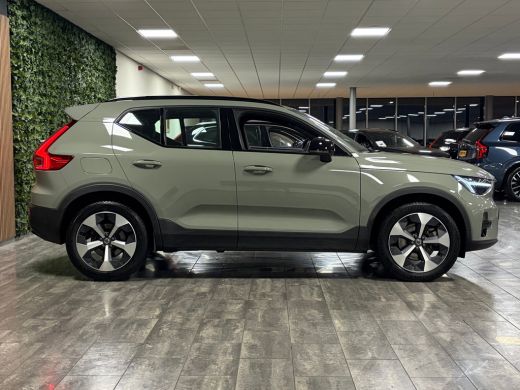 Volvo  XC40 B4 Plus Dark | Trekhaak | All Season banden | Harman Kardon | Bestuurdersstoel elektrisch geheuge... ActivLease financial lease