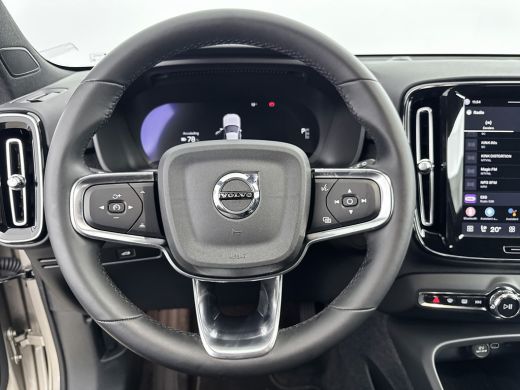 Volvo  XC40 Single Motor Extended Range Plus 82 kWh | 19" Allseason | Trekhaak | Adaptieve Cruise | BLIS | St... ActivLease financial lease