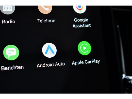 Volvo  XC60 2.0 T6 Plug-in AWD Ultra Black Edition Pano ACC HUD 360 H/K 21inch Stuurverw ActivLease financial lease