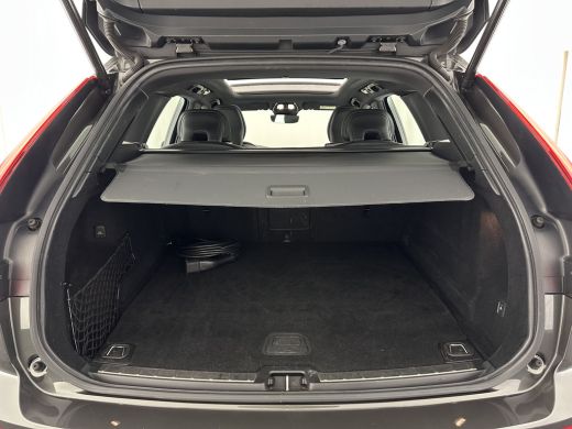 Volvo  XC60 2.0 T6 AWD R-Design (Plug-In) (INCL-BTW) Aut. *PANO | LEATHER | FULL-LED | MEMORY-PACK | DIGI-COC... ActivLease financial lease