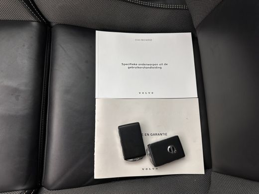 Volvo  XC60 2.0 T6 AWD R-Design (Plug-In) (INCL-BTW) Aut. *PANO | LEATHER | FULL-LED | MEMORY-PACK | DIGI-COC... ActivLease financial lease