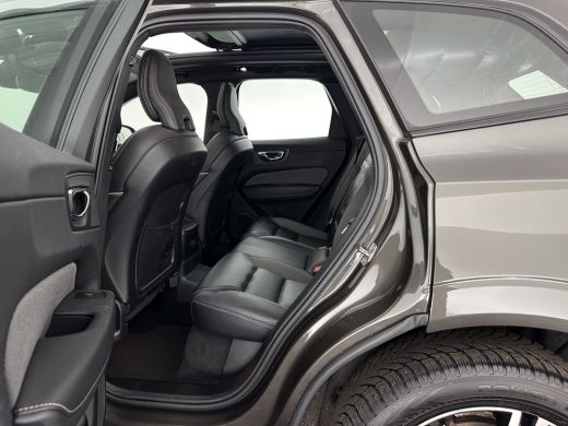 Volvo  XC60 2.0 T6 AWD R-Design (Plug-In) (INCL-BTW) Aut. *PANO | LEATHER | FULL-LED | MEMORY-PACK | DIGI-COC... ActivLease financial lease