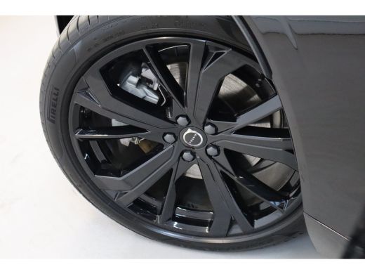 Volvo  XC60 T6 350PK AWD Plus Black Edition | Facelift | Pano-dak | Premium Pack | Lighting Pack ActivLease financial lease