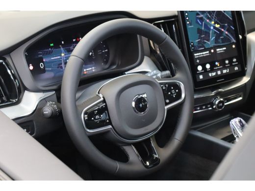 Volvo  XC60 T6 350PK AWD Plus Black Edition | Facelift | Pano-dak | Premium Pack | Lighting Pack ActivLease financial lease