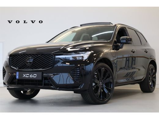 Volvo  XC60 T6 350PK AWD Plus Black Edition | Facelift | Pano-dak | Premium Pack | Lighting Pack