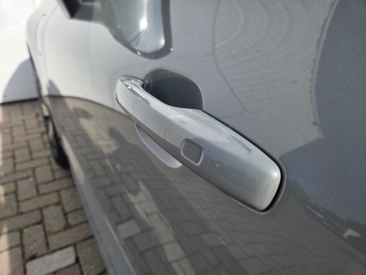 Volvo  XC60 T6 Plus Dark | Luchtvering | Trekhaak | 360cam | Amber Leer! | All-Season | 20'' ActivLease financial lease