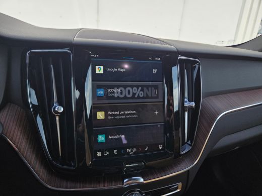 Volvo  XC60 T6 Plus Dark | Luchtvering | Trekhaak | 360cam | Amber Leer! | All-Season | 20'' ActivLease financial lease