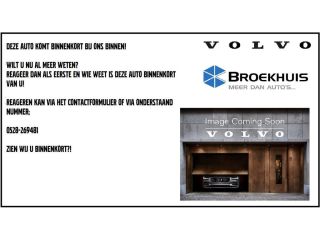 Volvo  V40 T3 Polar+ Sport | Panoramadak | Harman Kardon | Camera | Parkeersensoren voor en achter | Stoelve...