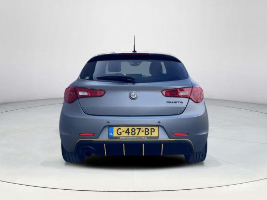 Alfa Romeo Giulietta 1.4 Turbo Sport | PDC | Navi | stoelverwarming | ActivLease financial lease