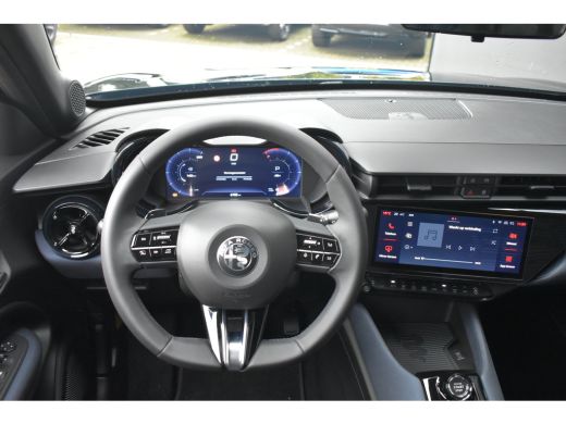 Alfa Romeo Junior 1.2 Turbo Hybrid Ibrida 136pk Automaat | Adaptive Cruise | Full-LED | Navigatie by App | Stoelver... ActivLease financial lease