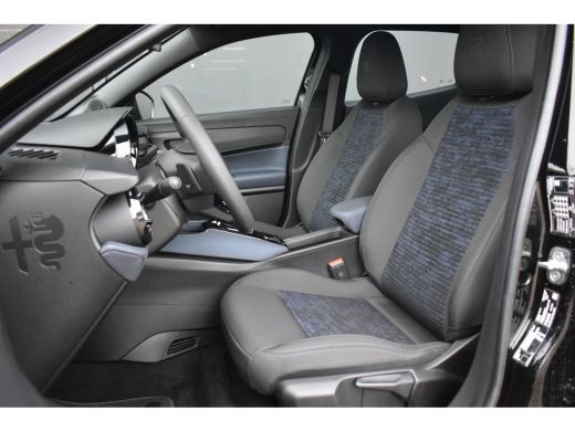 Alfa Romeo Junior 1.2 Turbo Hybrid Ibrida 136pk Automaat | Adaptive Cruise | Full-LED | Navigatie by App | Stoelver... ActivLease financial lease
