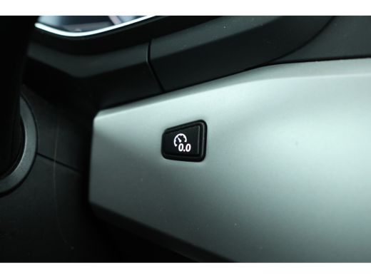 Audi A4 Avant 35 TDI S edition 136PK Virtual, Leder, Climate, ActivLease financial lease