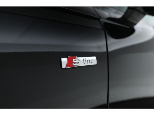 Audi A4 Avant 35 TDI S edition 136PK Virtual, Leder, Climate, ActivLease financial lease