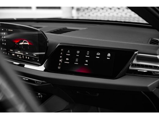 Audi A5 Avant 2.0 e-hybrid quattro S edition | Leder | Passenger Display | 360 camera | Stoelverwarming ActivLease financial lease