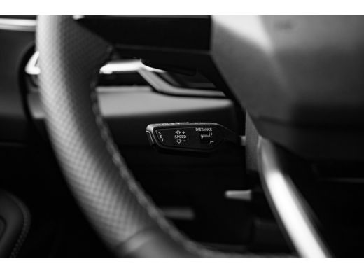 Audi A5 Avant 2.0 e-hybrid quattro S edition | Leder | Passenger Display | 360 camera | Stoelverwarming ActivLease financial lease