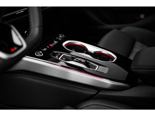 Audi A6 Avant 2.0 e-hybrid quattro S edition Competition ActivLease financial lease