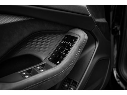 Audi A6 Avant 2.0 e-hybrid quattro S edition Competition ActivLease financial lease