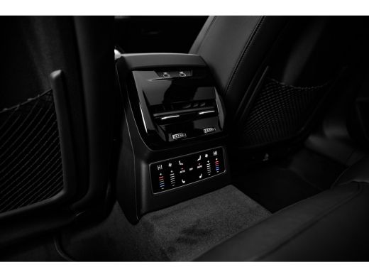 Audi A6 Avant 2.0 e-hybrid quattro S edition Competition ActivLease financial lease