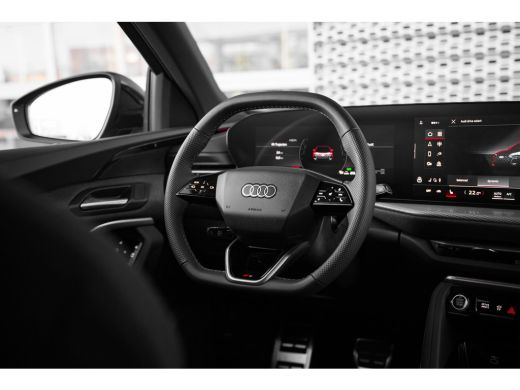 Audi Q5 2.0 TFSI e-hybrid quattro S edition | Achteruitrijcamera | Cruise control adaptief met Stop&Go | ... ActivLease financial lease