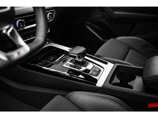 Audi Q5 Sportback 55 TFSI e S edition | Achteruitrijcamera | S Line exterieur ActivLease financial lease