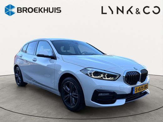 BMW 1 Serie Business Edition Plus Sportstuur | Sportstoelen | Parkeersensoren voor en achter | Achteruitrijca... ActivLease financial lease