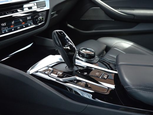 BMW 5 Serie 545e xDrive High Executive M Sport CoPilot ActivLease financial lease