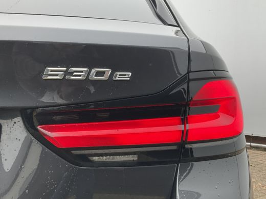BMW 5 Serie Touring 530e M-Sport Leer Memory Laser Adapt.Cr Sfeer PHEV Business Edition Plus Plug-in ActivLease financial lease