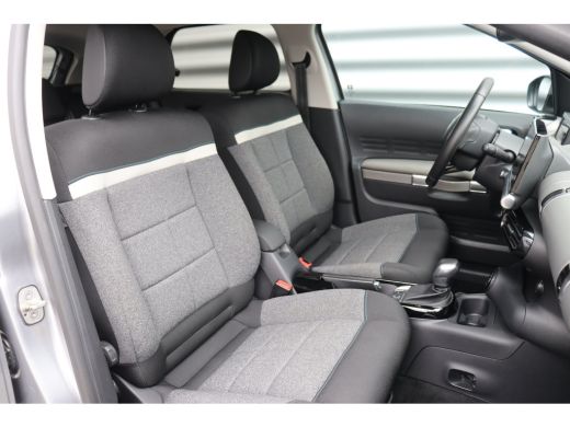 Citroën C4 Cactus 1.2 PURETECH 110PK SHINE AUTOMAAT / NAVI / CLIMA / LED / PDC / 17" LMV / CAMERA / KEYLESS / TREKH... ActivLease financial lease