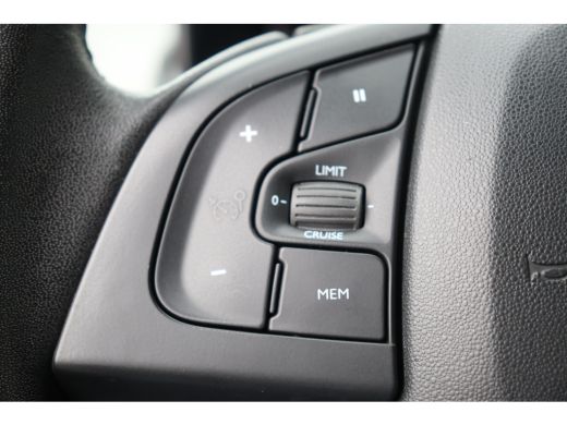 Citroën C4 Cactus 1.2 PURETECH 110PK SHINE AUTOMAAT / NAVI / CLIMA / LED / PDC / 17" LMV / CAMERA / KEYLESS / TREKH... ActivLease financial lease