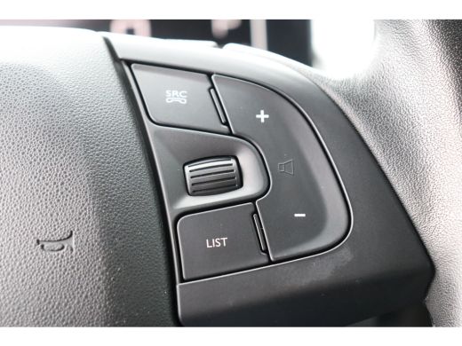 Citroën C4 Cactus 1.2 PURETECH 110PK SHINE AUTOMAAT / NAVI / CLIMA / LED / PDC / 17" LMV / CAMERA / KEYLESS / TREKH... ActivLease financial lease