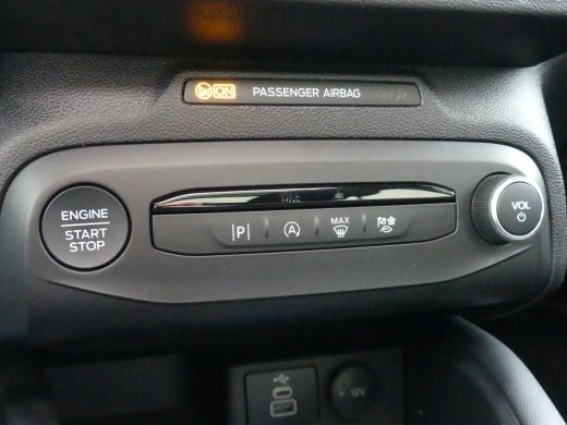 Ford Focus 1.0 EcoBoost Hybrid 155PK ST Line X | PANORAMADAK | STOEL+STUUR+VOORRUITVERWARMING | ADAPTIEVE CR... ActivLease financial lease