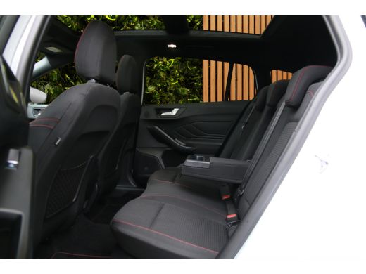 Ford Focus 1.0 EcoBoost Hybrid ST Line X | B&O audio | Panoramadak | Adaptive Cruise | BLIS | Stuur/stoelver... ActivLease financial lease