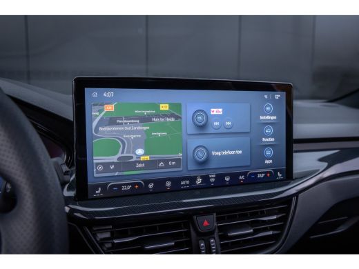 Ford Focus 1.0 EcoBoost Hybrid ST Line X | Pano-dak | Adapt. Cruise | B&O audio | AGR-stoel | Camera | Winte... ActivLease financial lease